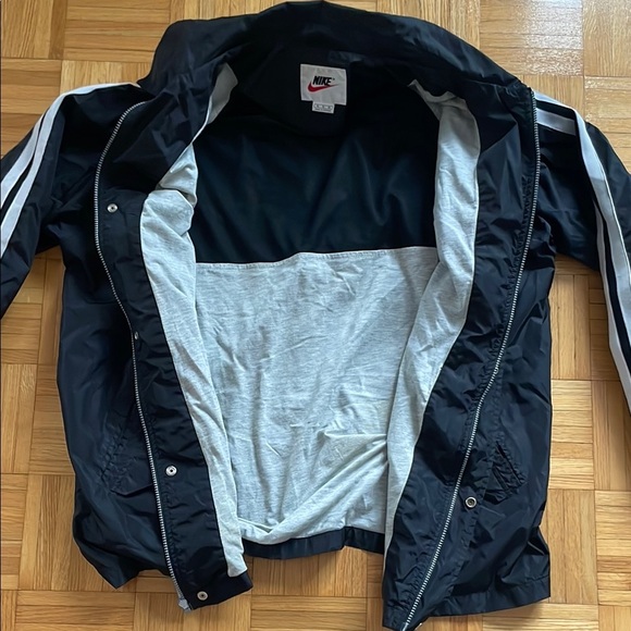 Nike Black Jacket - Picture 7 of 15